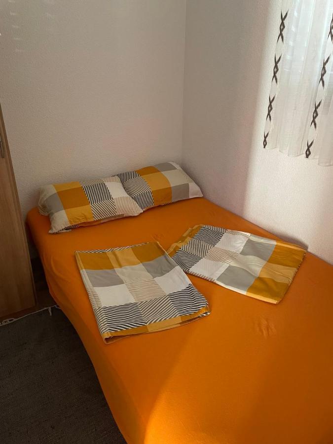Apartman Edi ニン エクステリア 写真