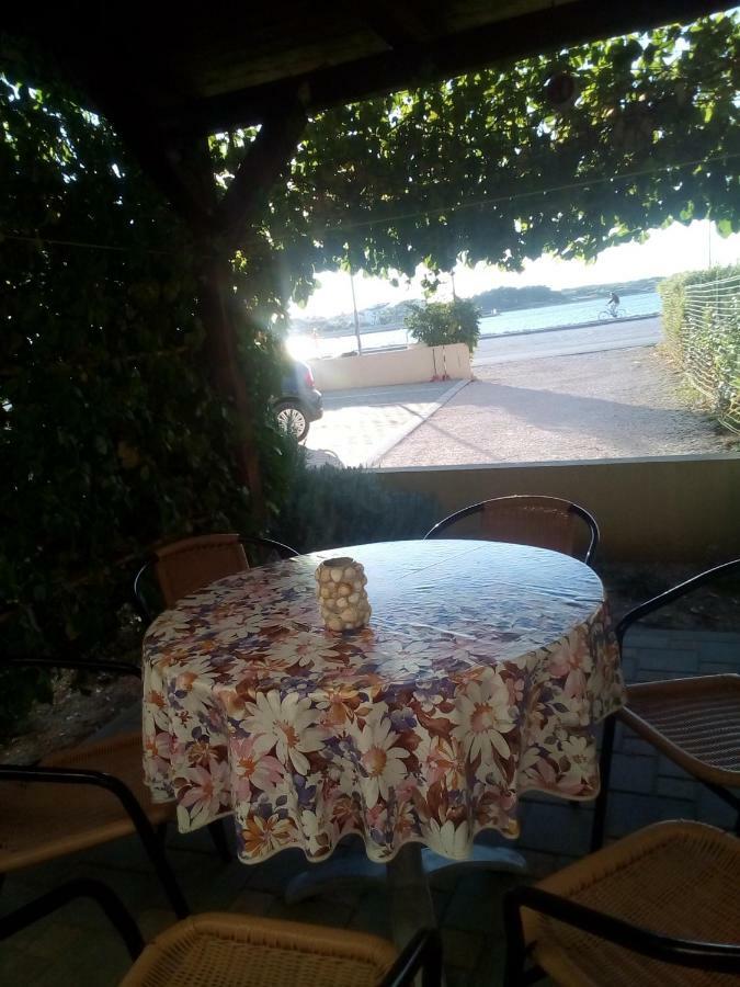 Apartman Edi ニン エクステリア 写真